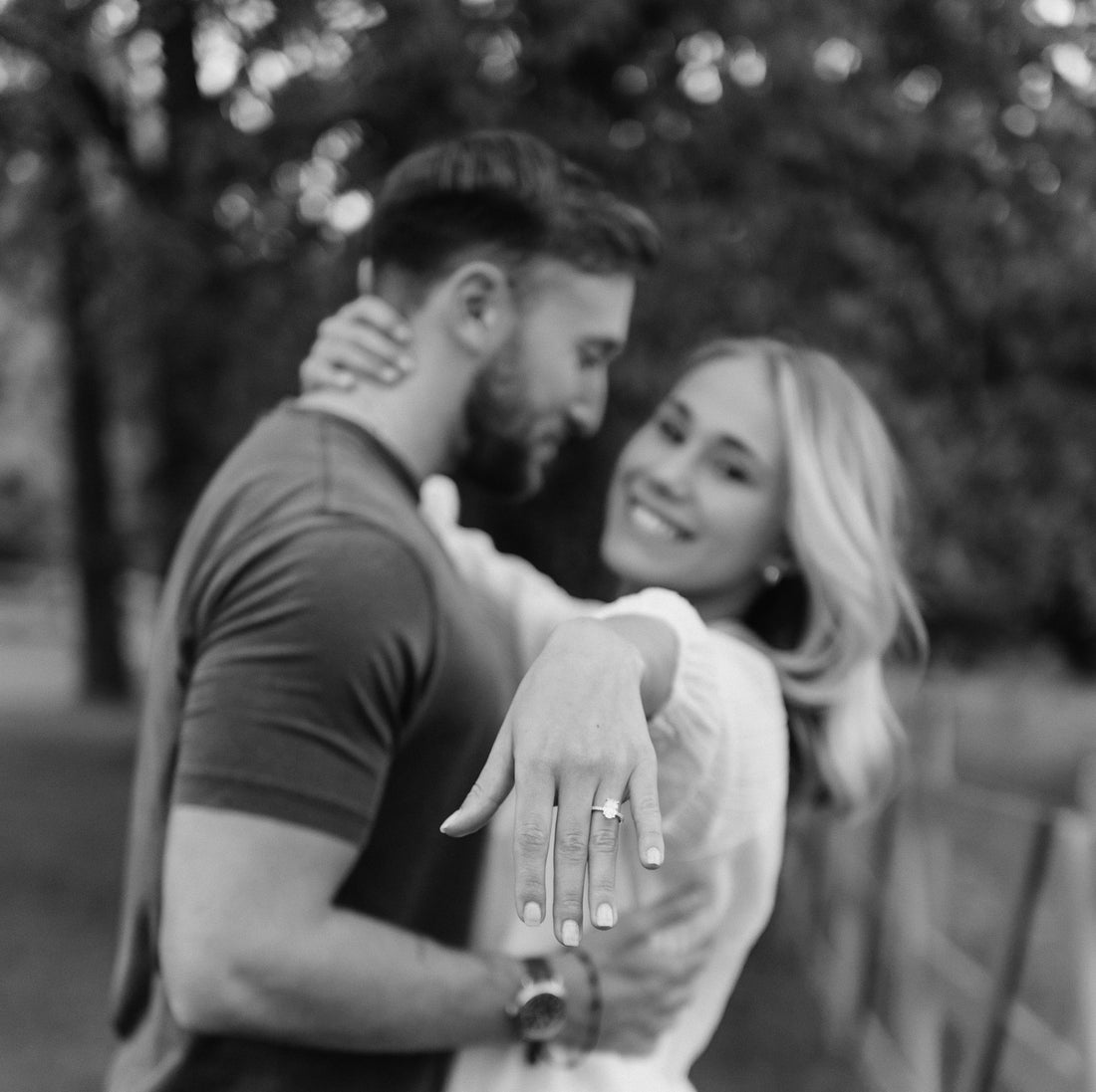Fiancé - Downtown Girl