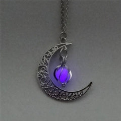 Illumionous Moon Pendant - Downtown Girl